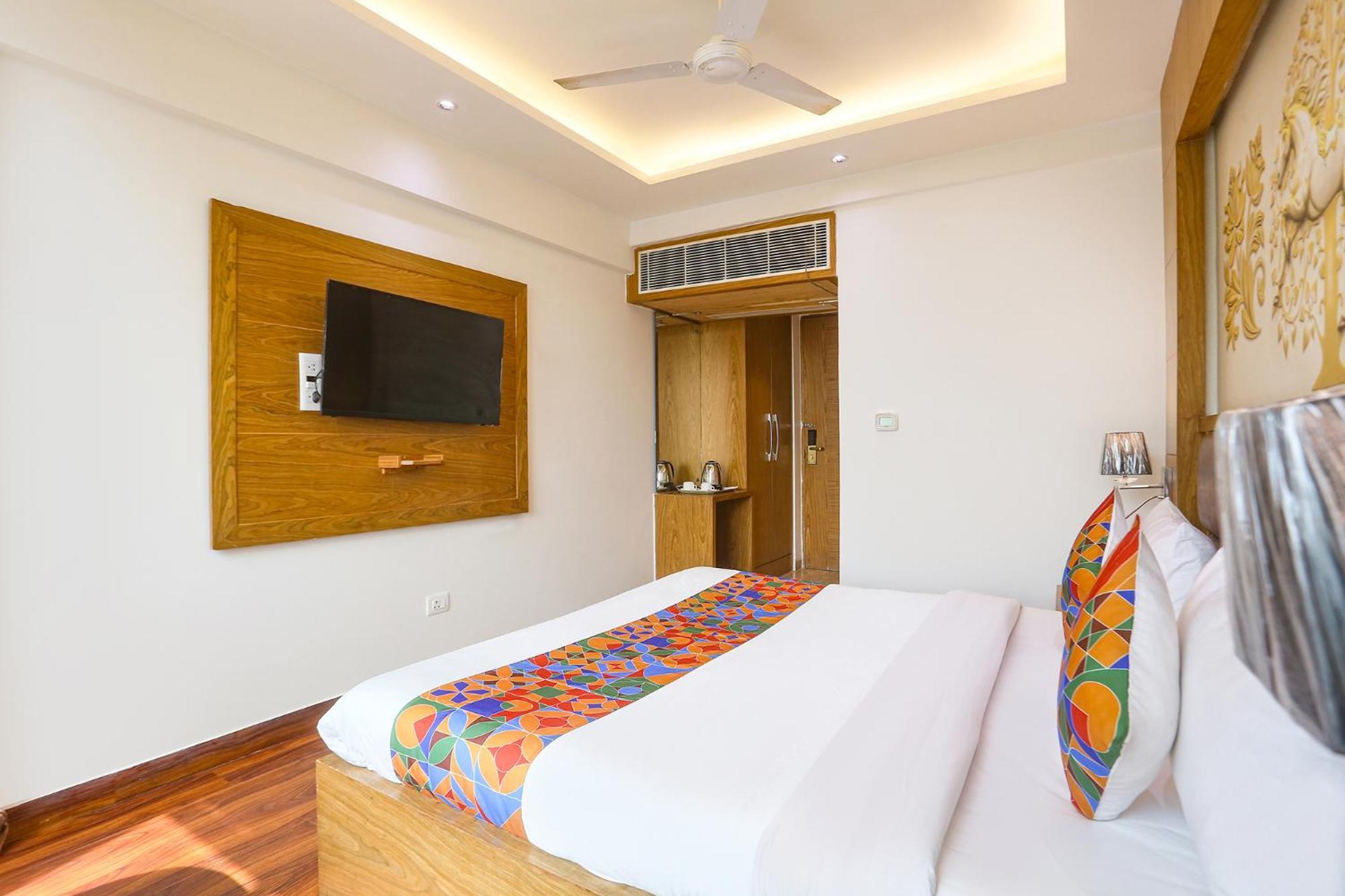 Fabhotel Prime Star 17 - Nr Yashobhoomi Convention Centre เดลี ภายนอก รูปภาพ