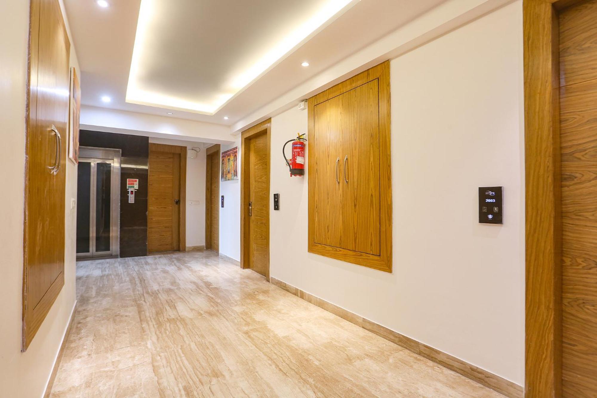 Fabhotel Prime Star 17 - Nr Yashobhoomi Convention Centre เดลี ภายนอก รูปภาพ