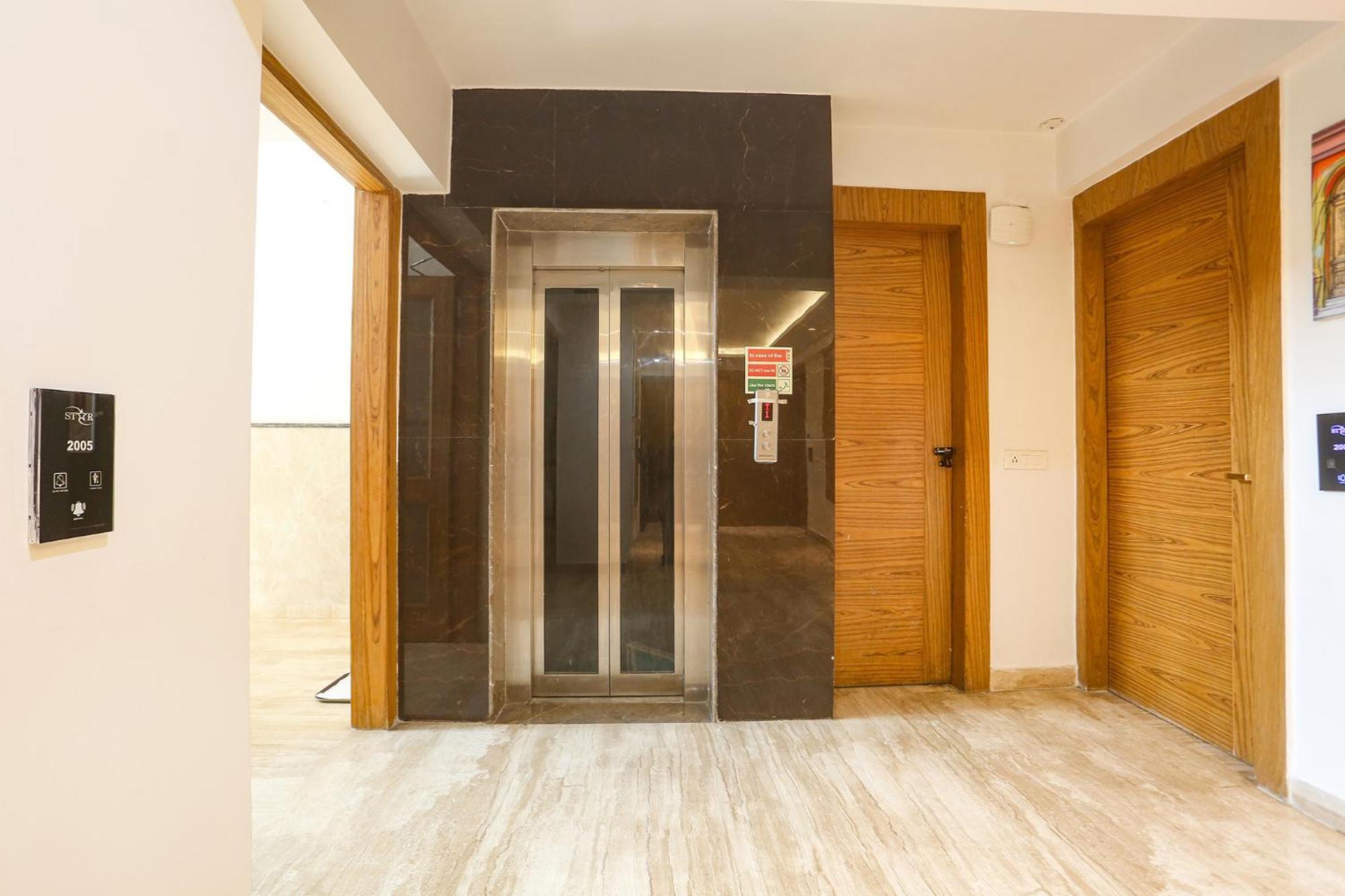 Fabhotel Prime Star 17 - Nr Yashobhoomi Convention Centre เดลี ภายนอก รูปภาพ