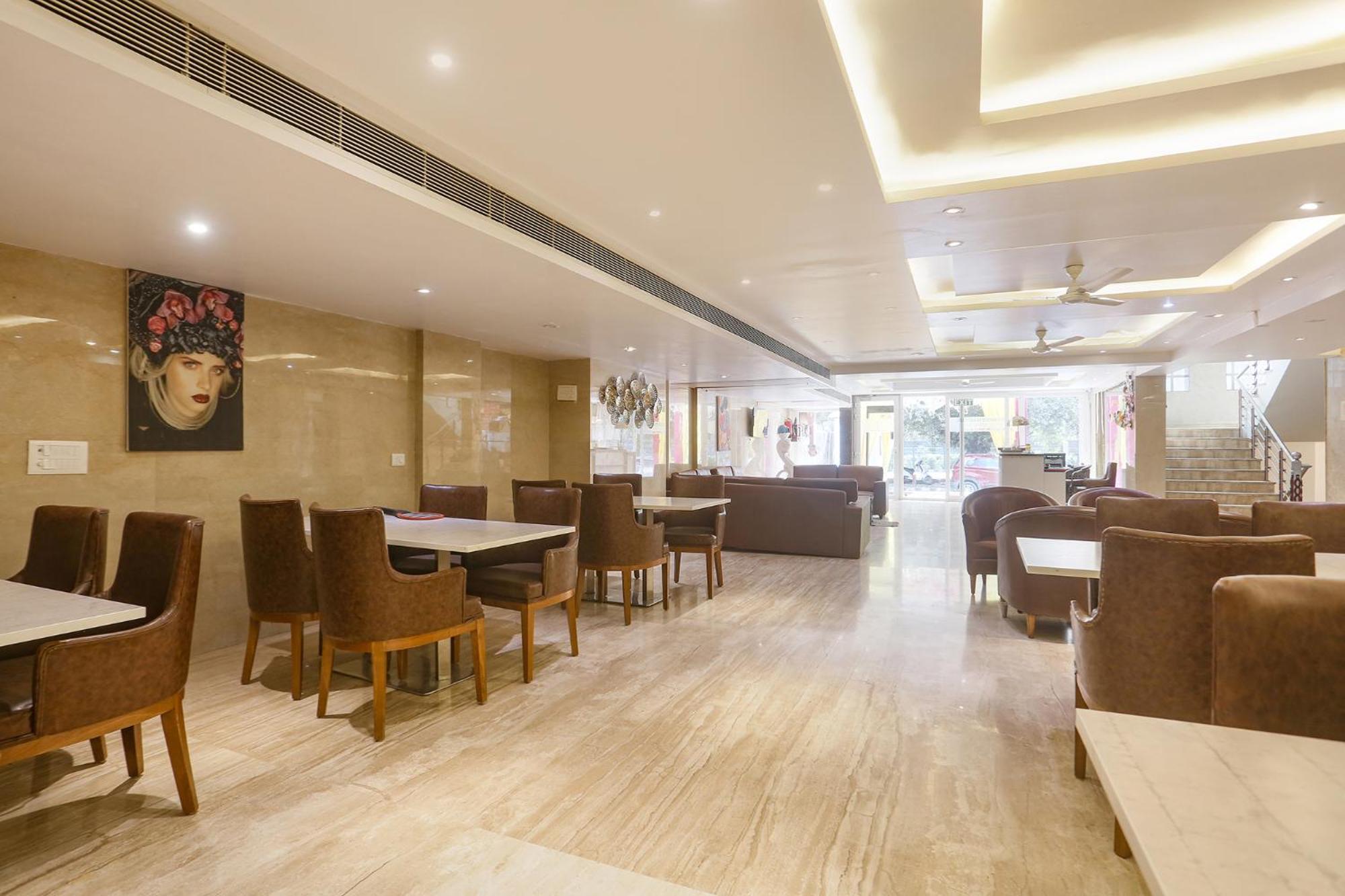 Fabhotel Prime Star 17 - Nr Yashobhoomi Convention Centre เดลี ภายนอก รูปภาพ